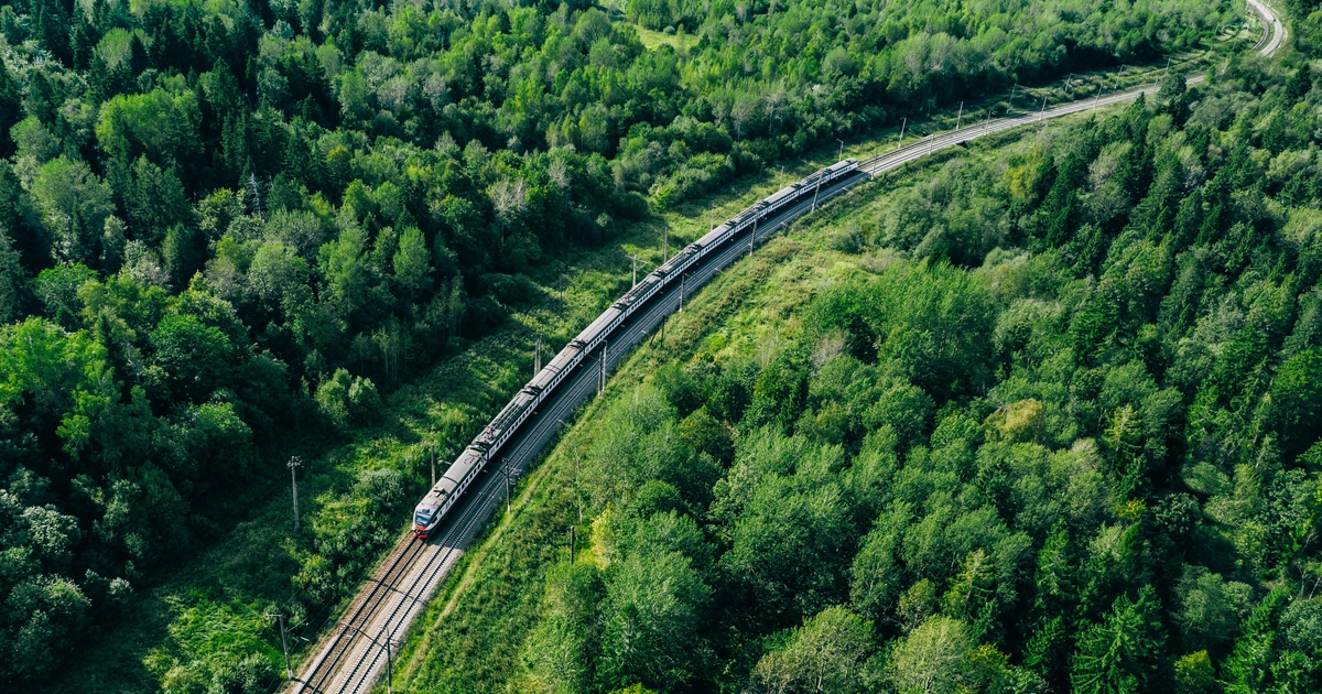 Rethinking delivery to unlock rail decarbonisation through sector coupling
