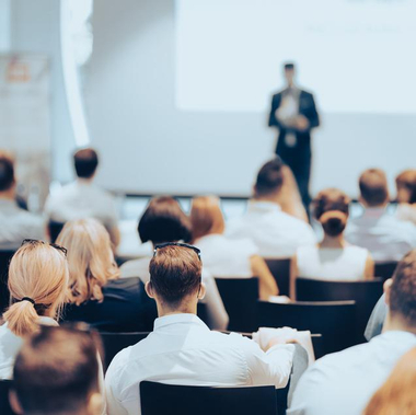 participants à une conférence