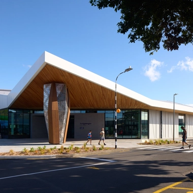 Te Ngaengae Pool and Fitness Centre - entry
