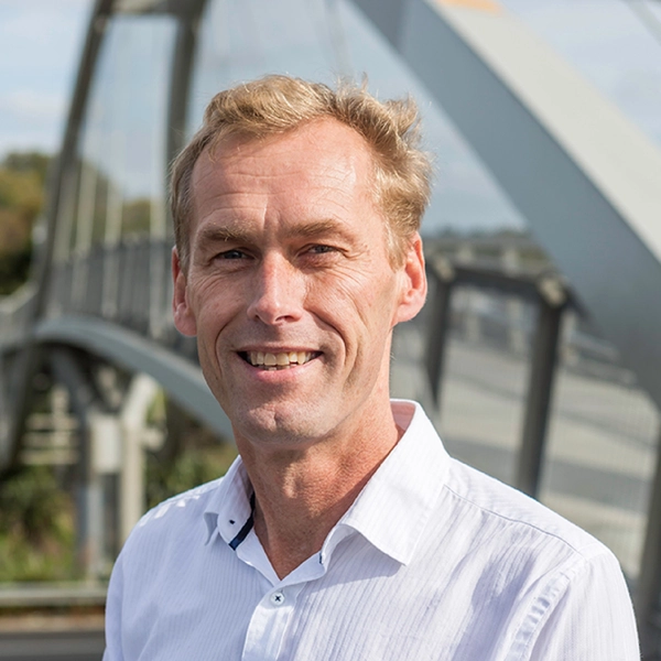Peter Lipscombe.jpg