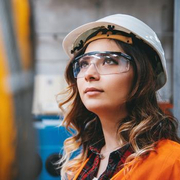 GettyImages-1038364390_young female engineer