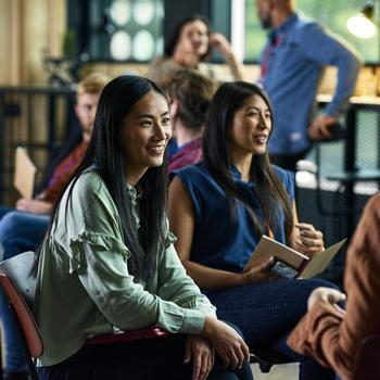 discussion de groupe ciblée entre les employés