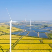 AdobeStock_463729072-Wind_turbine