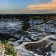 Quarry mining 
