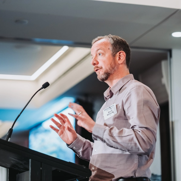 Alun_Williams_speaking_at_Offshore_Wind_Australia_Conference_2025