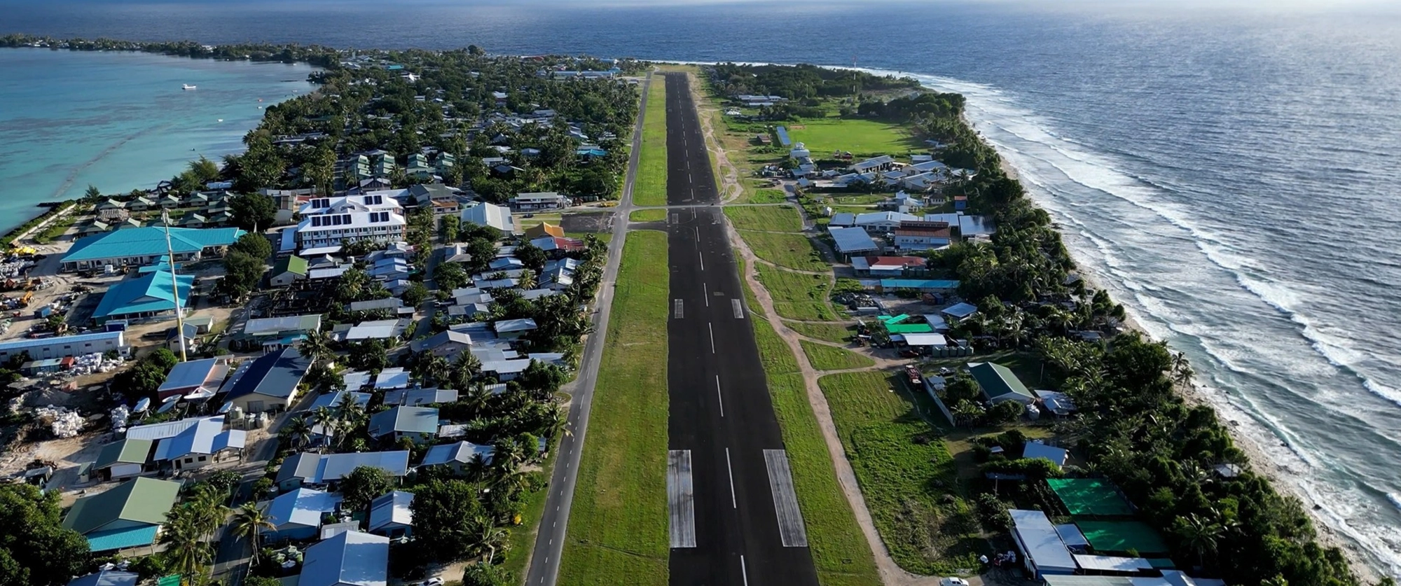 Tuvalu airport_AdobeStock_101476841.jpg